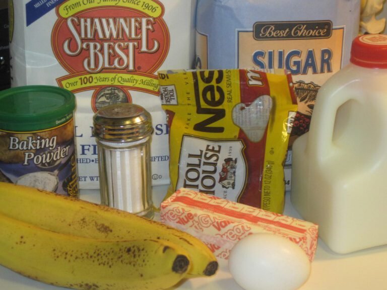 Ingredients for Banana Chocolate Chip Bars